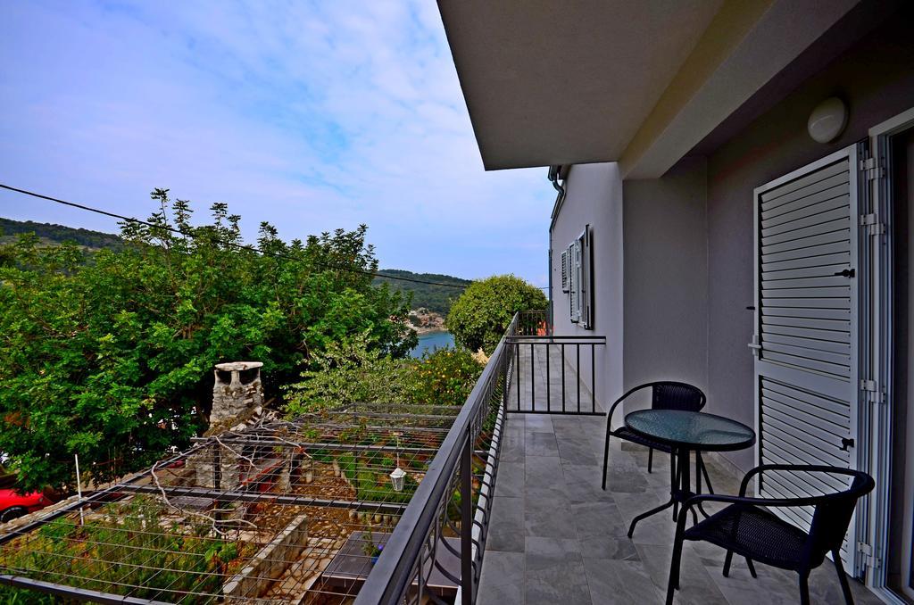Apartment Ivona Стоморска Стая снимка