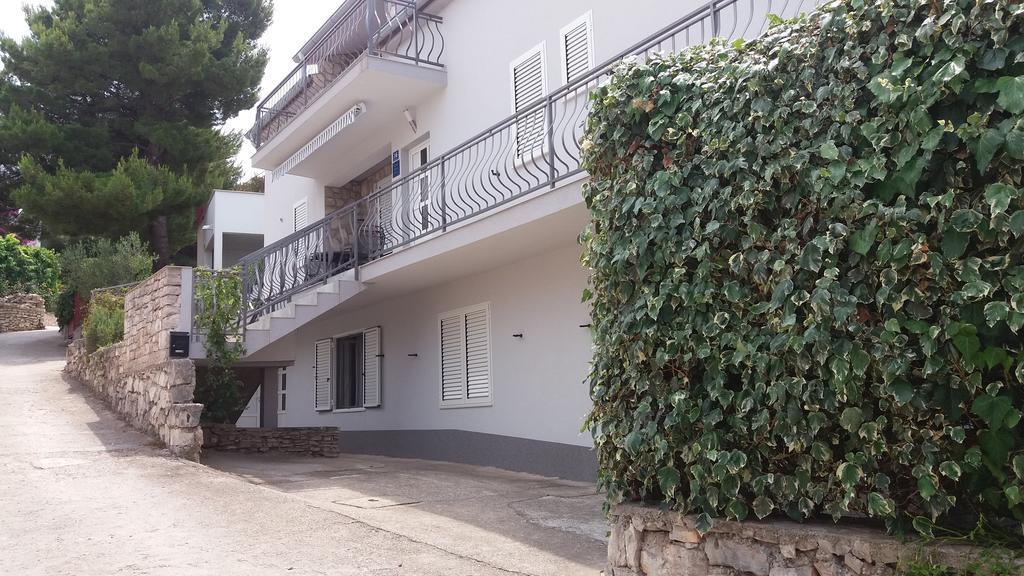 Apartment Ivona Стоморска Екстериор снимка